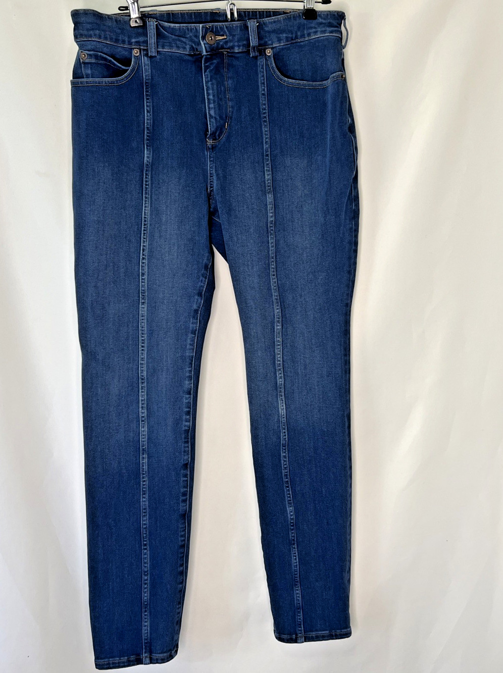 Duluth Trading Co Jeans Size 12 Women's Jean-Netics High Rise Slim Leg Blue